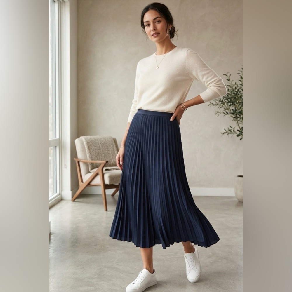 Uniqlo Navy Blue Pleated Midi Skirt